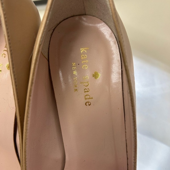 Kate Spade New York Leather Bow Accents Pumps - Picture 10 of 12